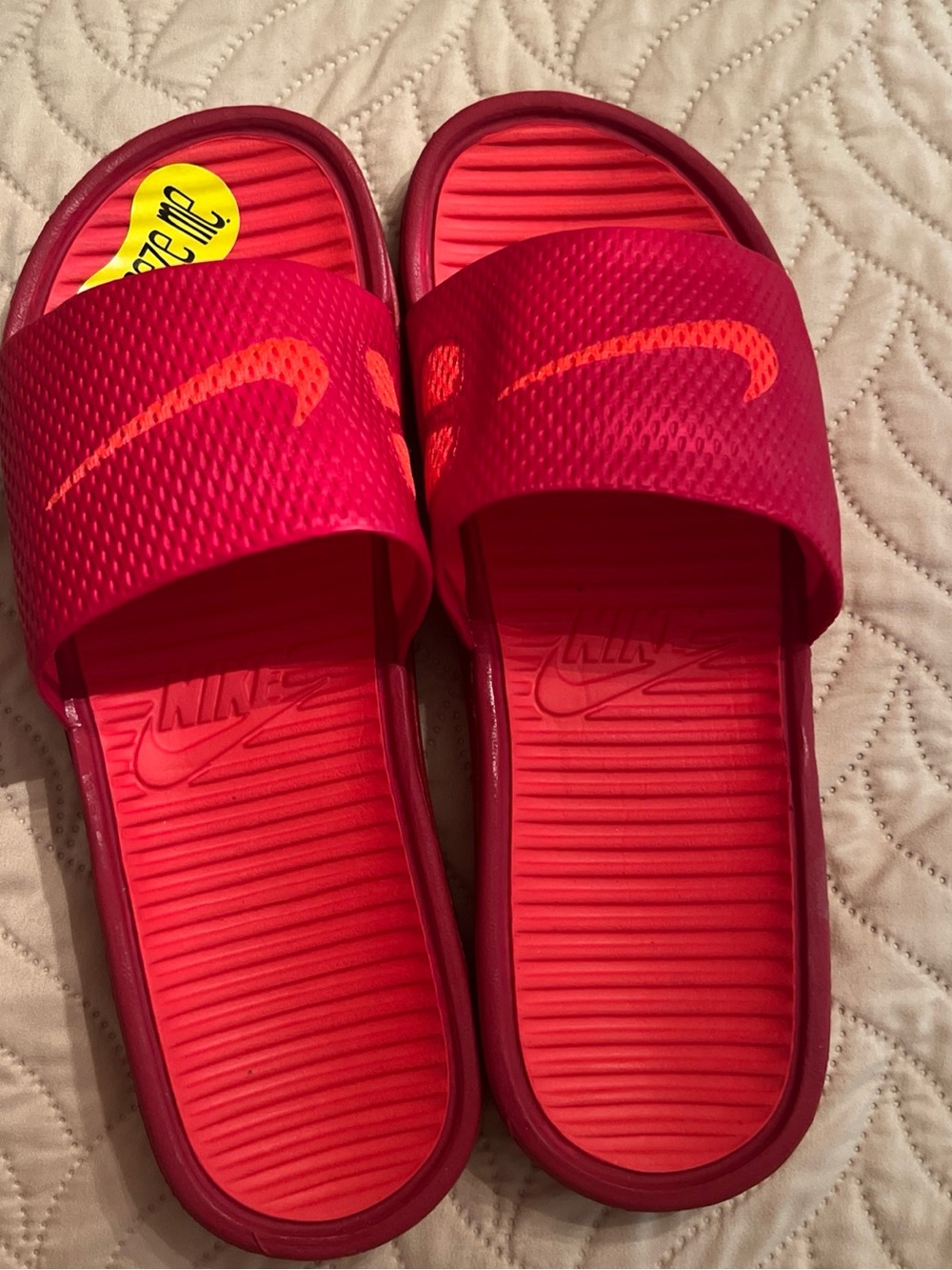 Nike Benassi Solarsoft Men's 6 Women’s 8 Red Slide Sandals with Orange Swoosh